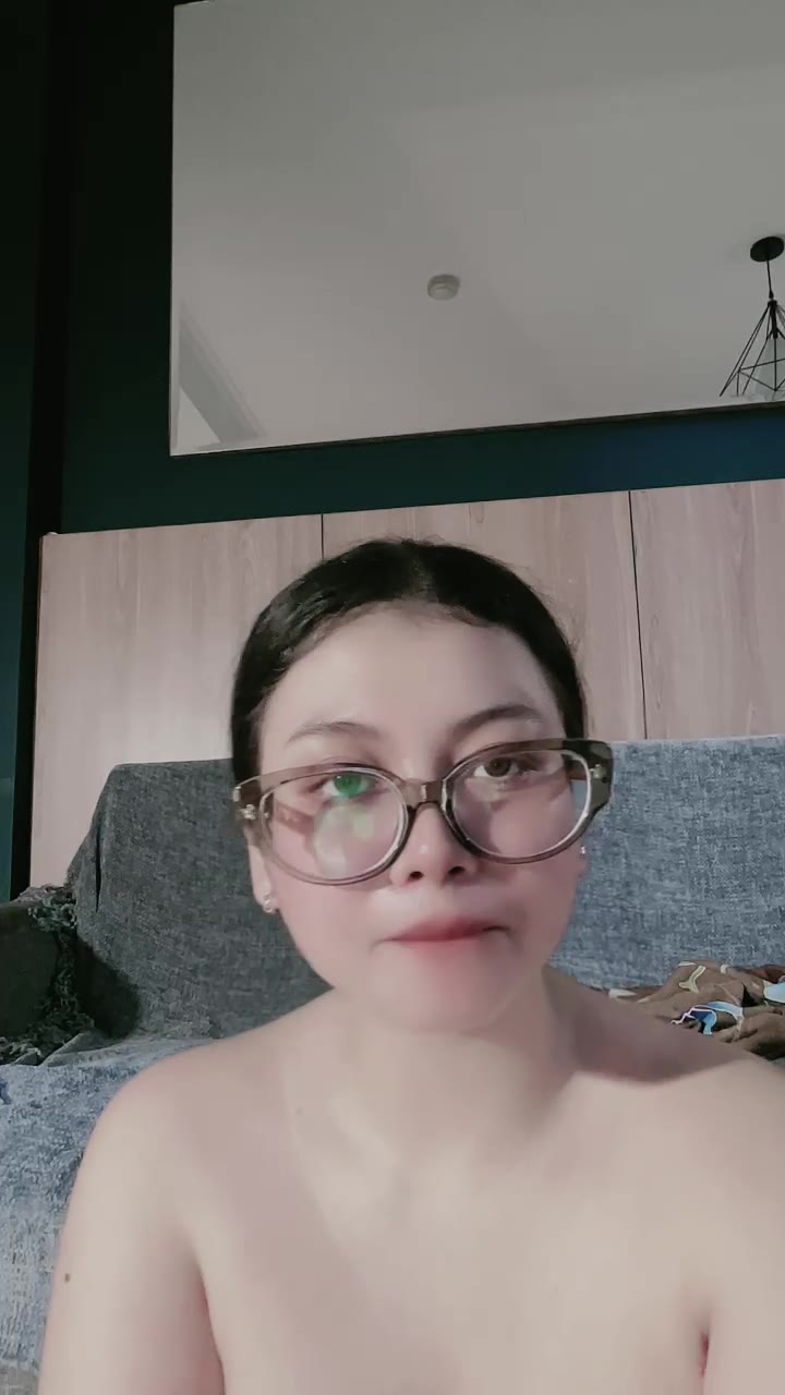 Kocokin Beb Sampe Bunyi Plok plok Dara ID 91833952 Mango