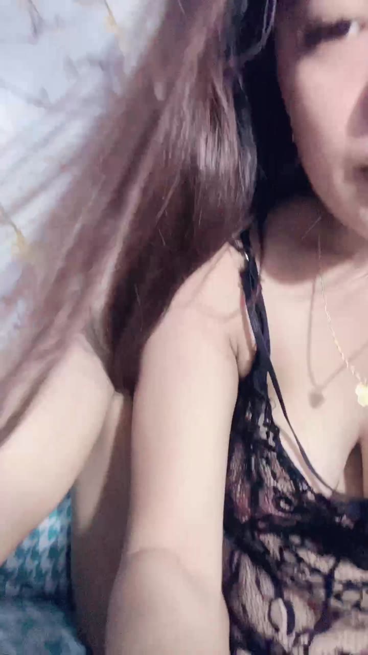 Pesona Gunung Kembar Amel Bentaran Aja Omeknya Beb HOT51