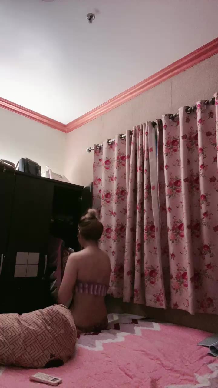 POV Kamu di Ulekin Sampai Crot Sama Kak Chindo Bai Mango