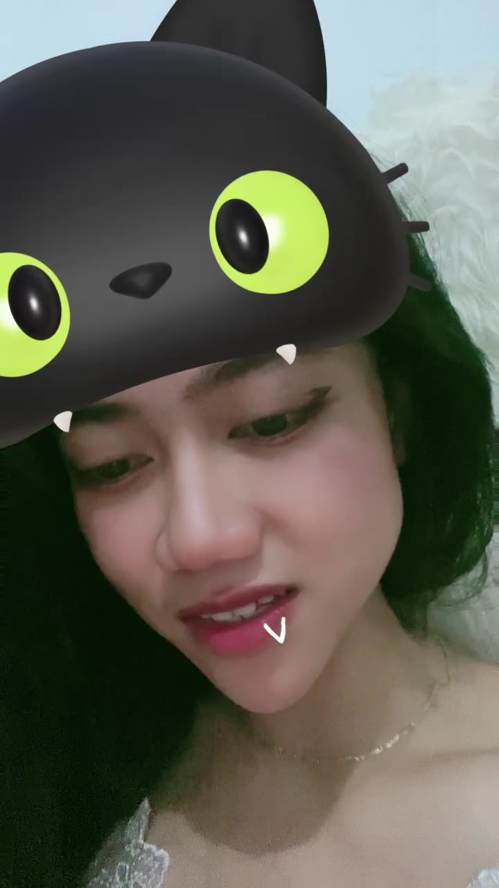 Si Cantik Masih Kimcil Udah Kendor Aja ID 13727799 Mango