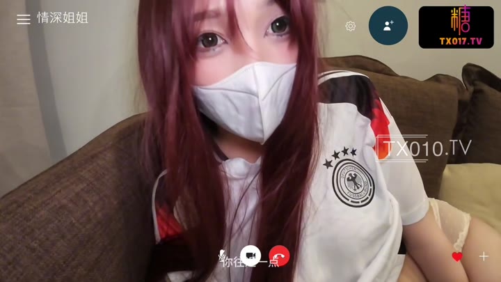 Baku Hantam di Ranjang Bersama Cosplayer Wibu Cantik